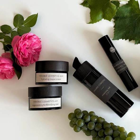 Grape and rose stem cells 